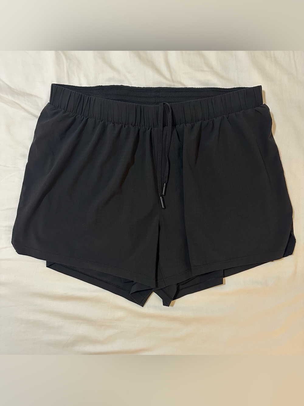 Lululemon Men’s Large Black Mile Maker Ripstop Lined 4” Shorts